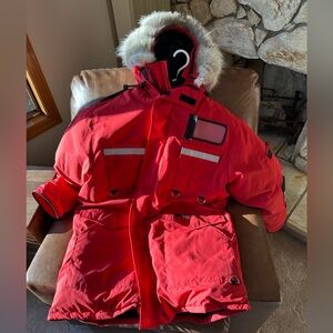 Men’s Canada Goose winter coat - red